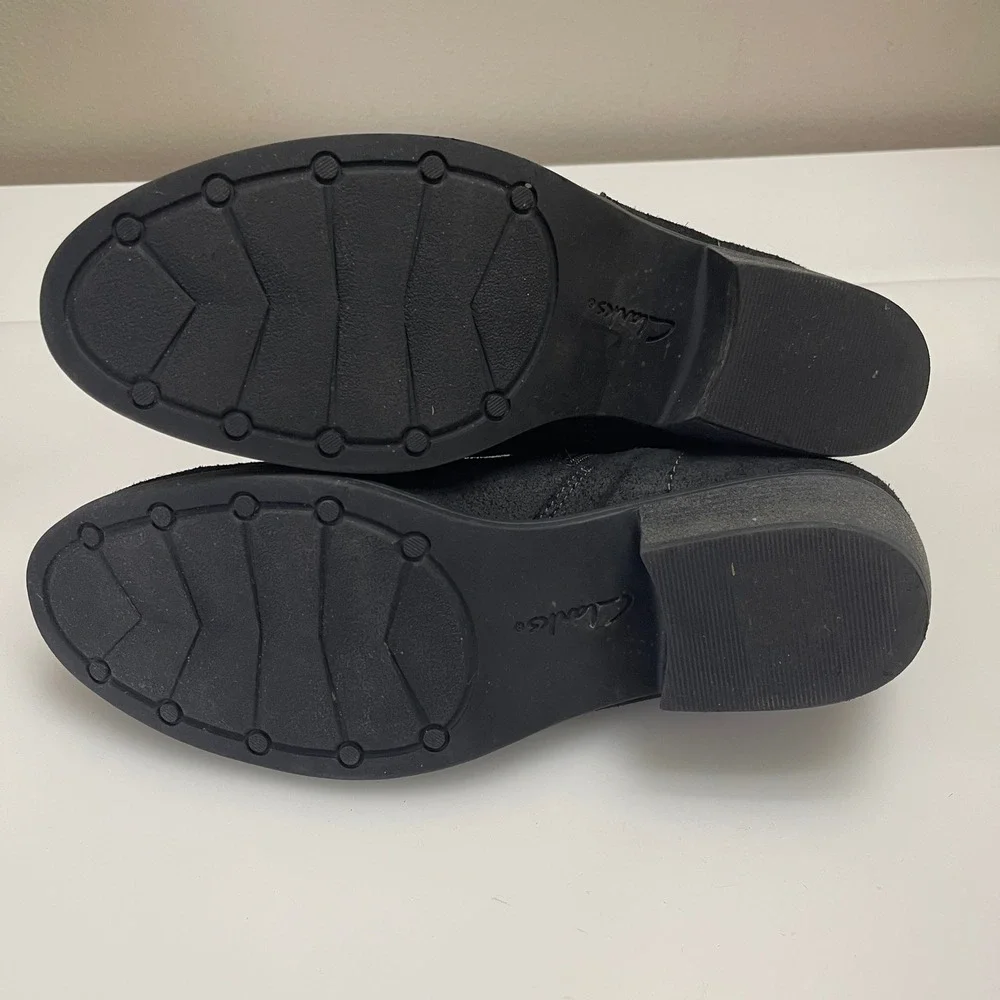 Clarks Boots Womens 10W Black Charlten Bay Suede Ankle‎ Western Comfort Booties